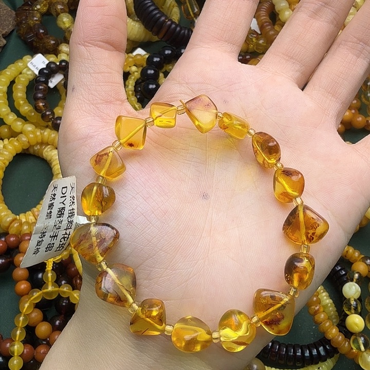 琥珀未镶嵌珠宝奇石