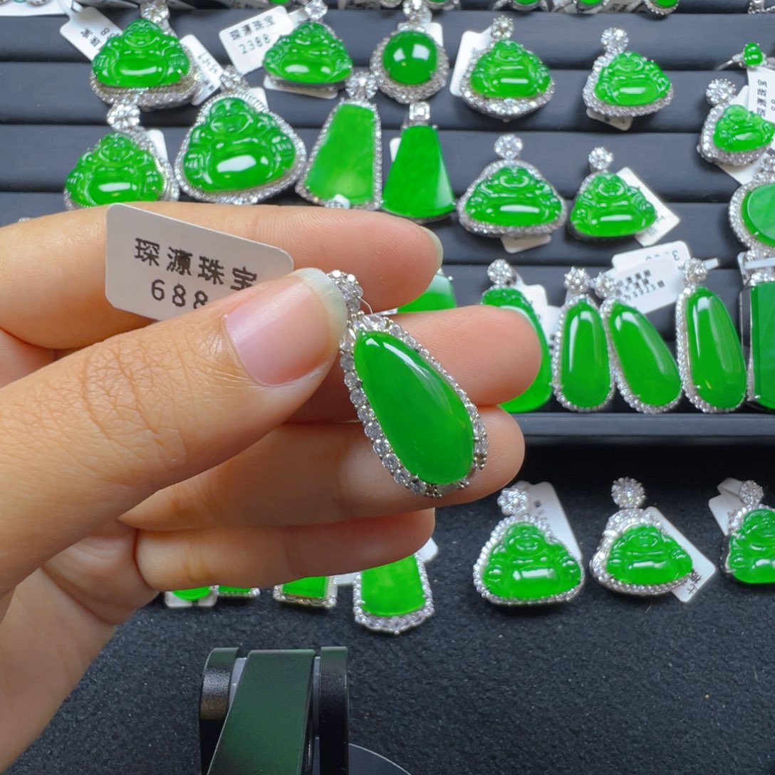 翡翠银S925镶嵌颈饰