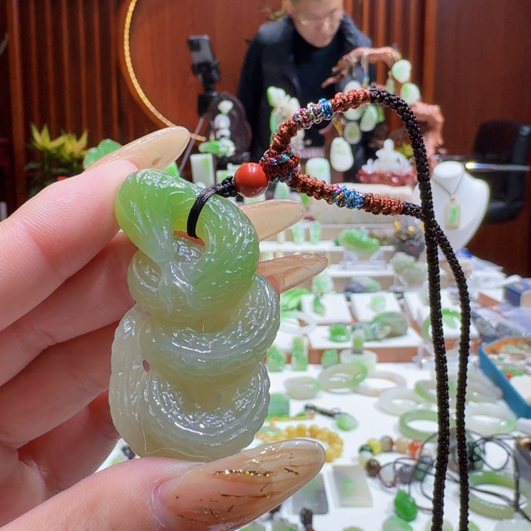 和田玉翠青青蛇未镶嵌