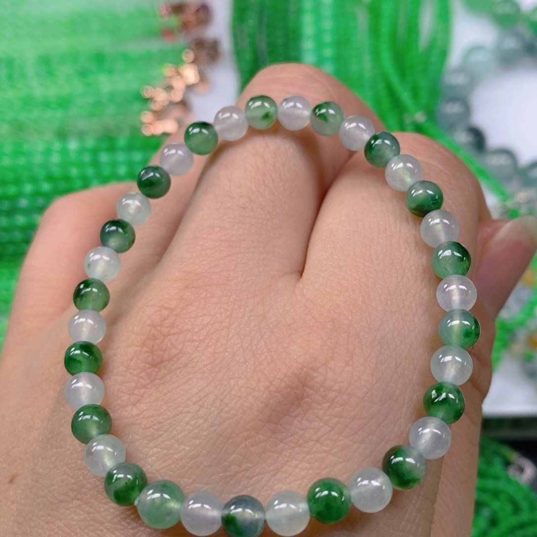 翡翠颈饰未镶嵌冰种飘绿花手链5m' m