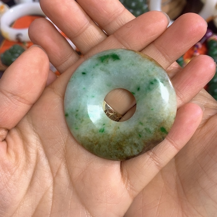 颈饰未镶嵌翡翠精美翡翠非常漂亮