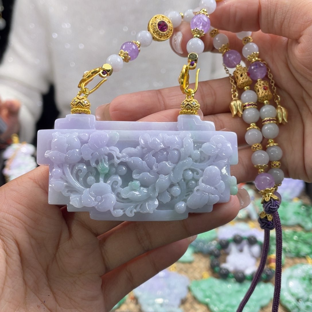 翡翠颈饰未镶嵌代编织