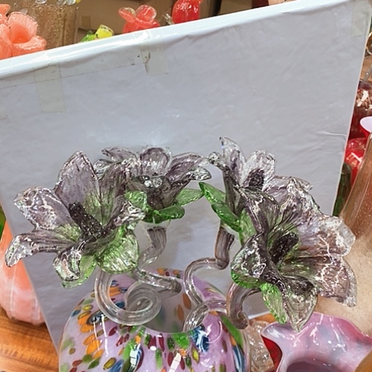 琉璃花瓶高45厘米宽9厘米