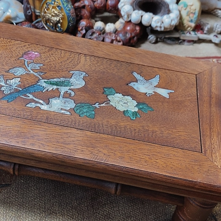 c b m m h k h k j g j k