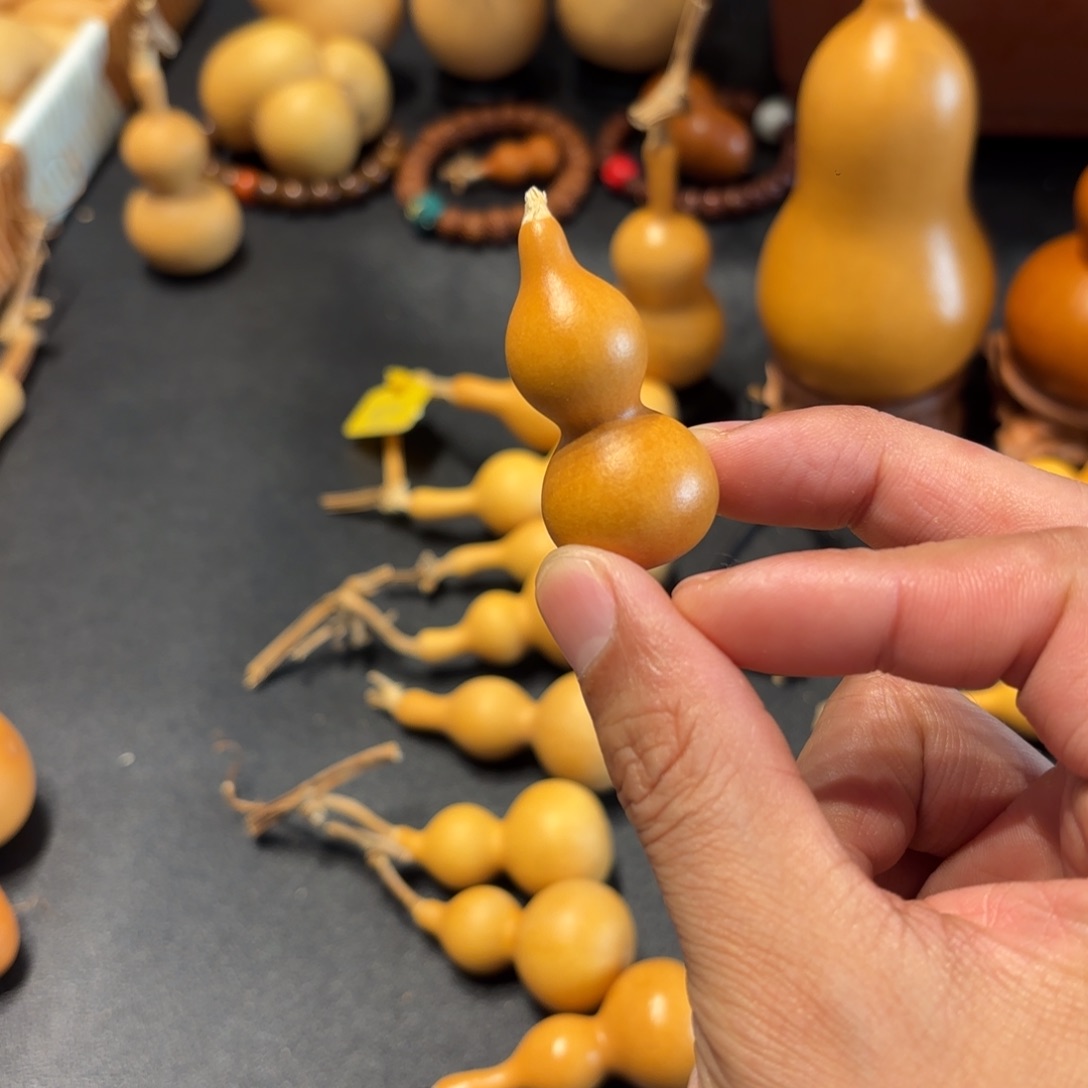 Y***e葫芦88888888888888888888