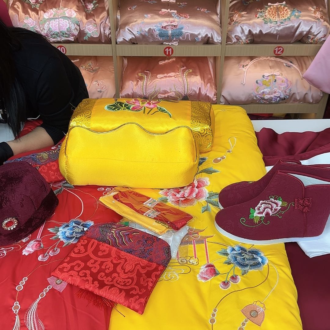 传统文化百年服全套搭配