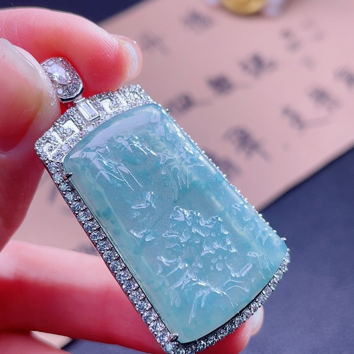 翡翠吊坠(不含链)未镶嵌