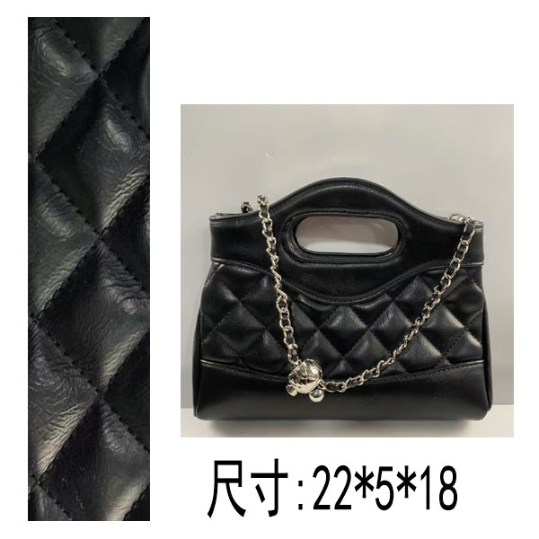 PG821 25新款 黑色31bag小香风菱格链条斜挎包