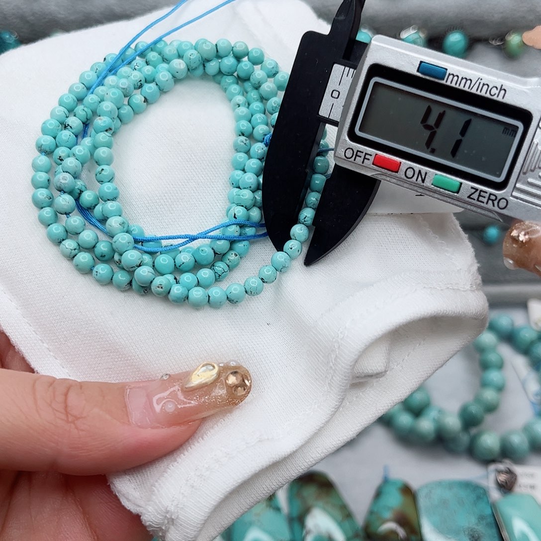 绿松石绿松石未镶嵌