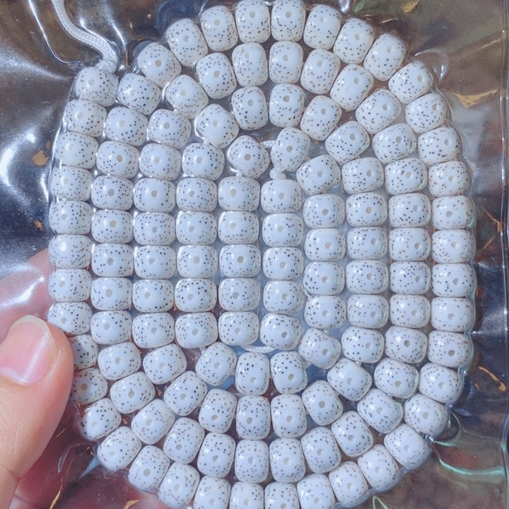 我***涛星月菩提吊坠Fjfbngv