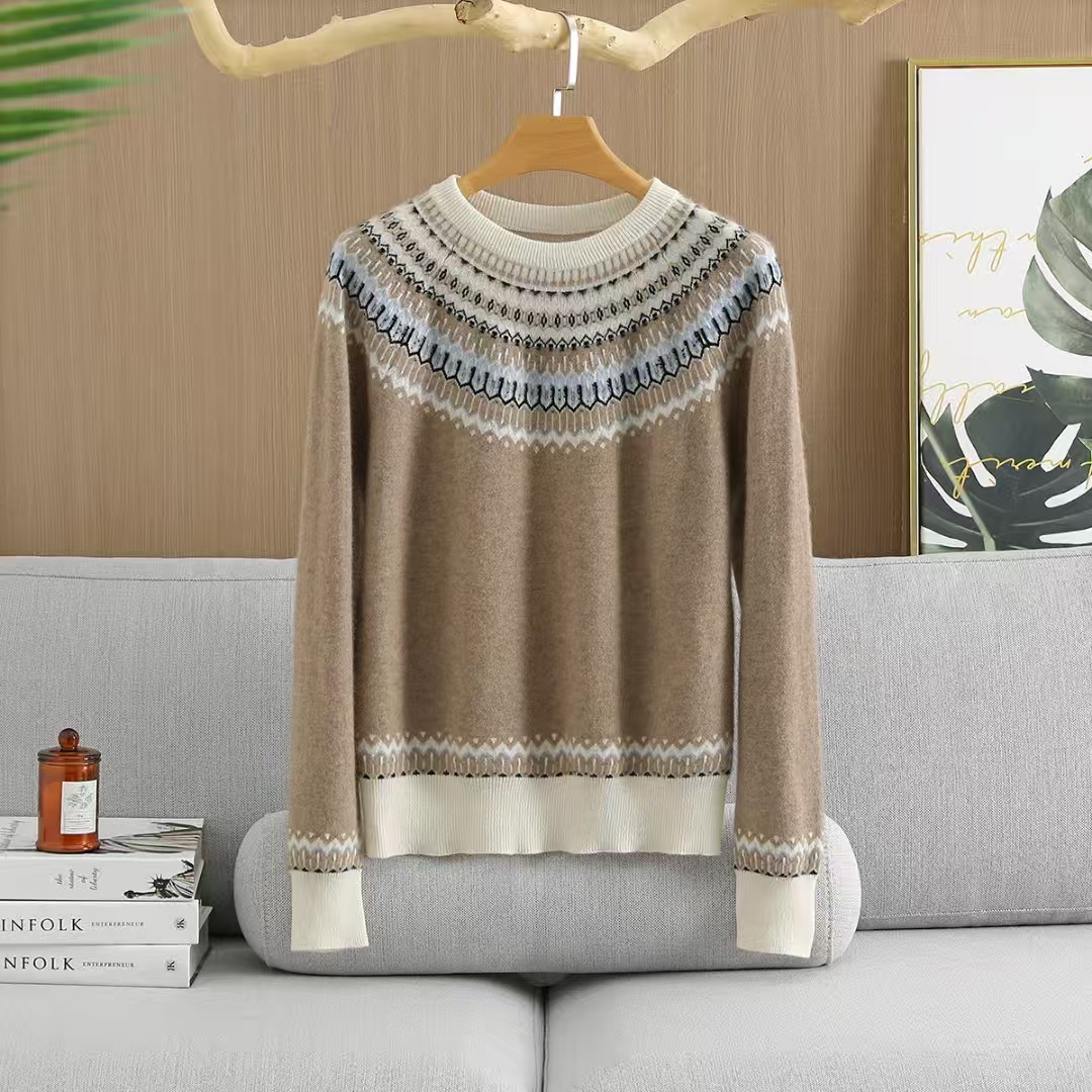 100%山羊绒常规费尔岛女圆领偏厚提花绒衫百搭时尚毛衣休闲打底衫