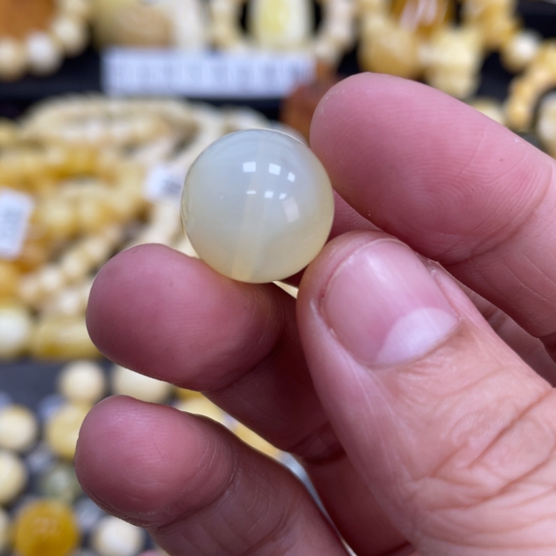 琥珀珠宝奇石未镶嵌15.2mm特色荧光