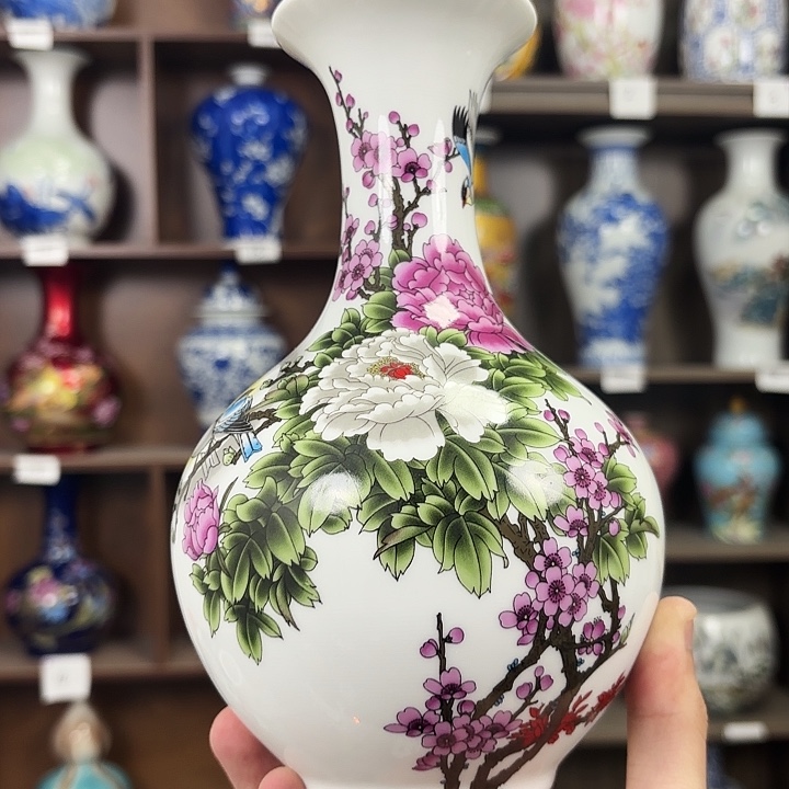 景德镇陶瓷艺术摆件2