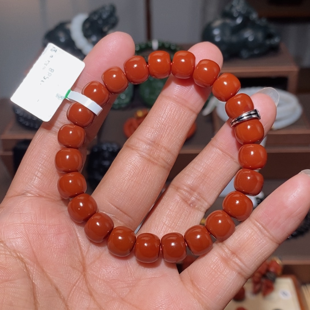 南红玛瑙配饰未镶嵌