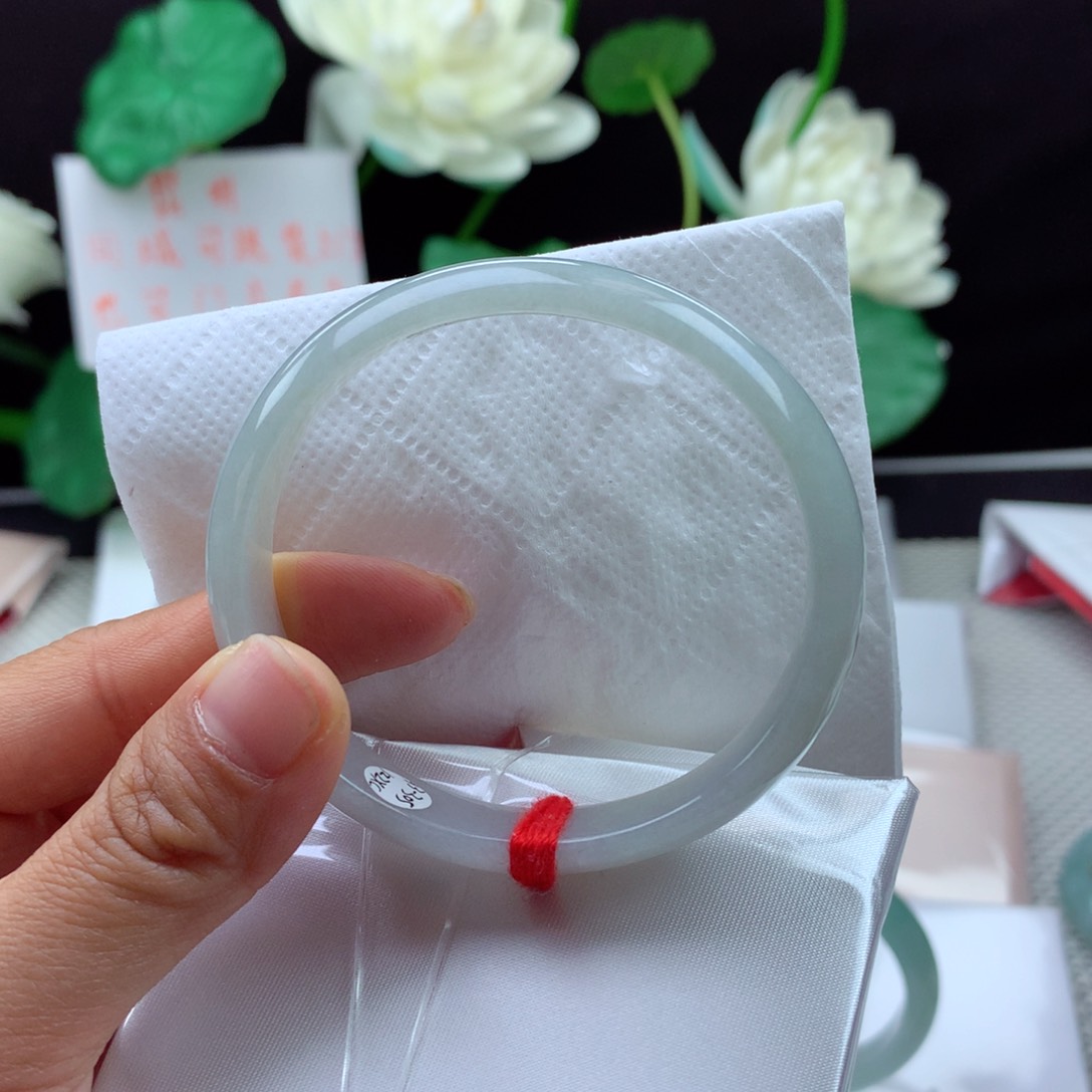 未镶嵌手镯翡翠P**g纯天然贵妃