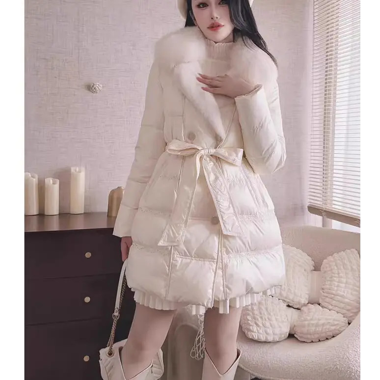 狐狸毛领羽绒服新国标白鸭绒2025冬季新款女显瘦外套洋气名媛气质