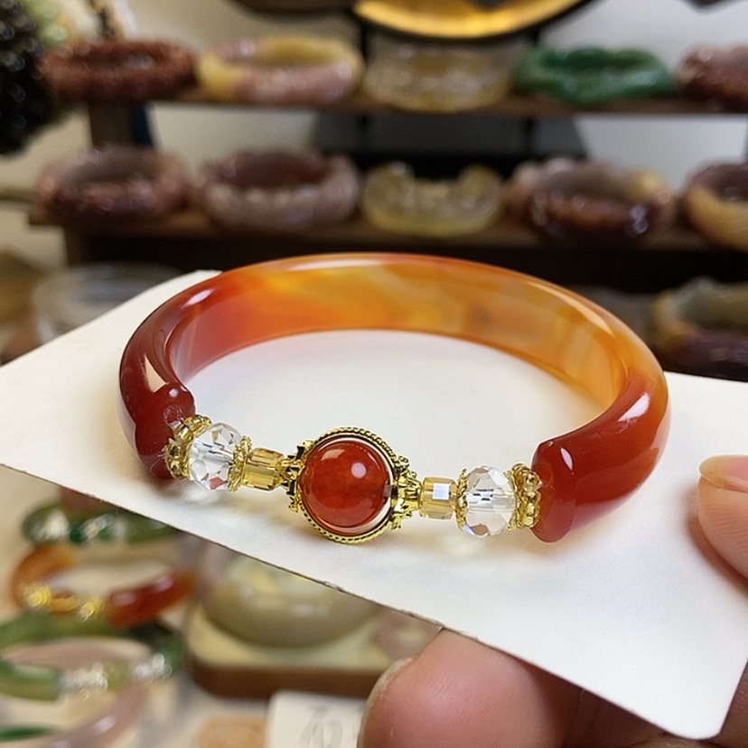 【闪购商品】玛瑙/玉髓手镯未镶嵌遗*