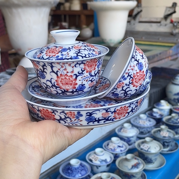 青花釉下彩盖碗小杯子壶承