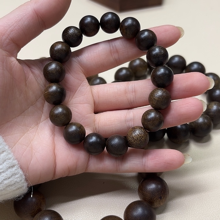 吉***姐沉香手串沉香手串12