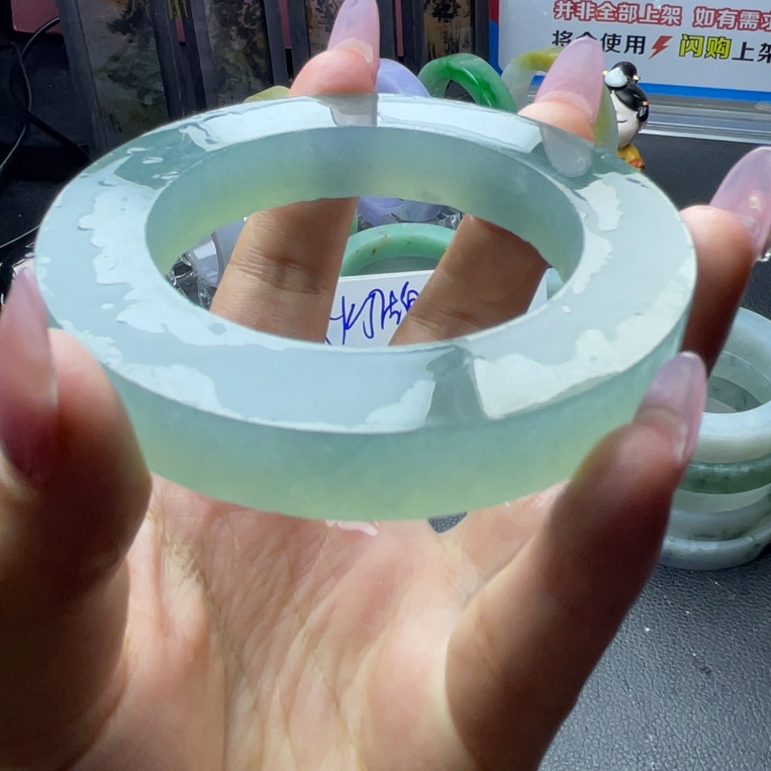 用***7定制翡翠未镶嵌缅A翡翠多样发一