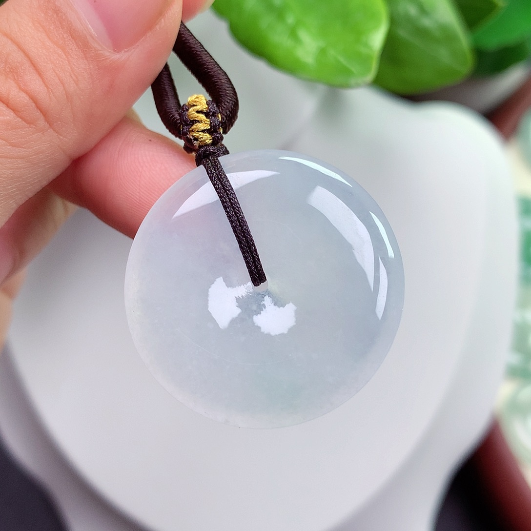 翡翠未镶嵌颈饰平安扣31.2x5.7mm