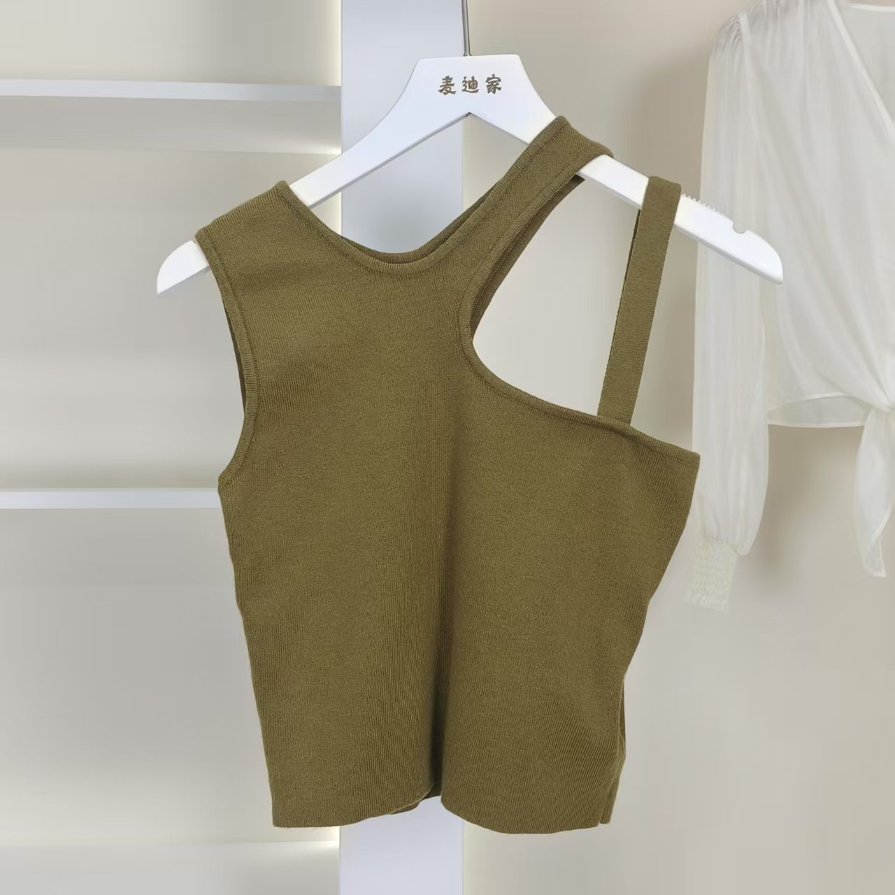 麦迪尚品【Miss-O】5052285 春夏设计感针织背心品牌撤柜