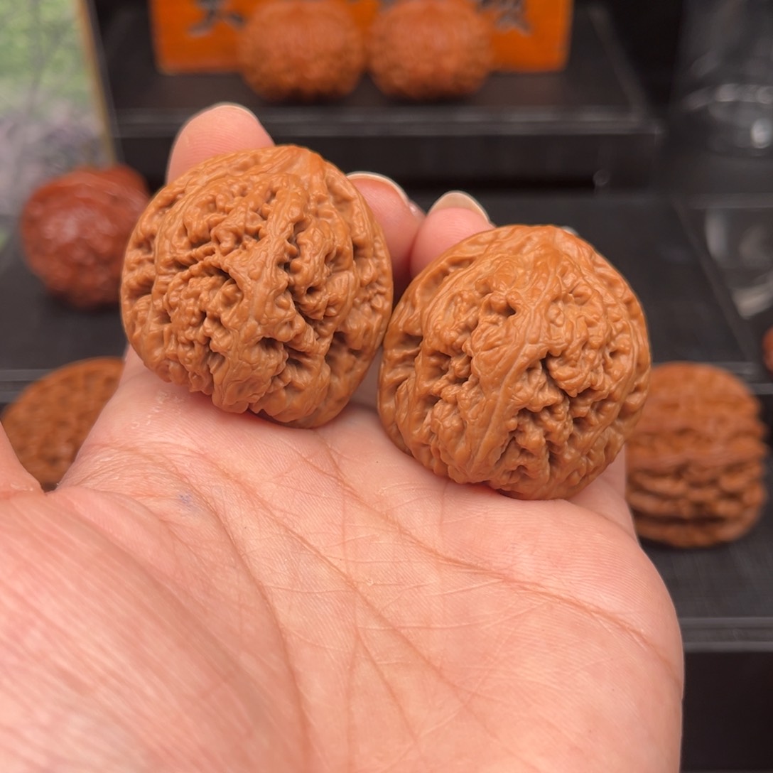 【闪购商品】文玩核桃吊坠小***xQ3013粗筋