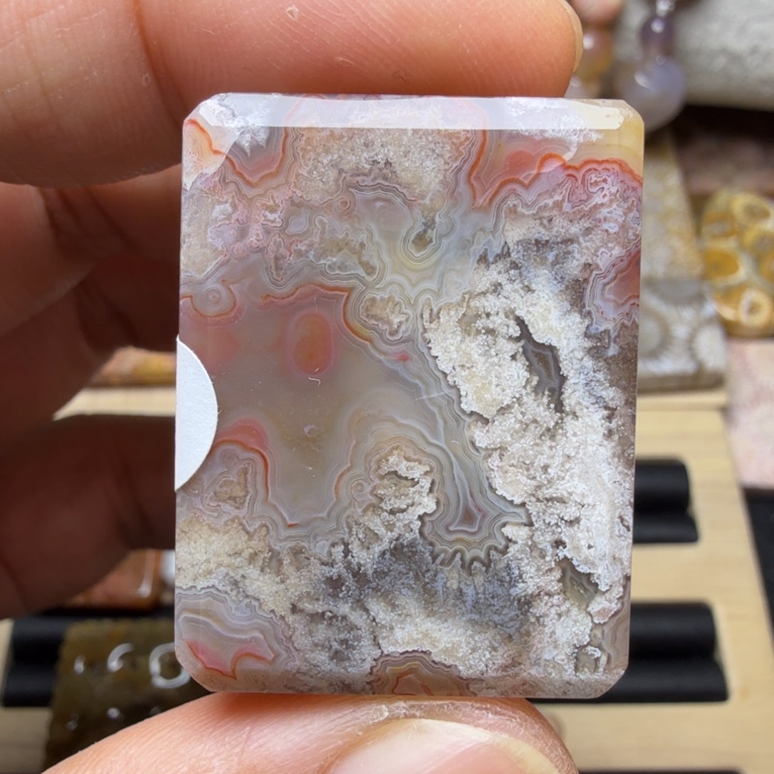 石英质玉未镶嵌纯天然色有机玉石保真色水墨丹青山水画