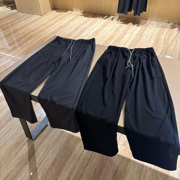 Mesoo门店新品秋廓形直筒长裤0533