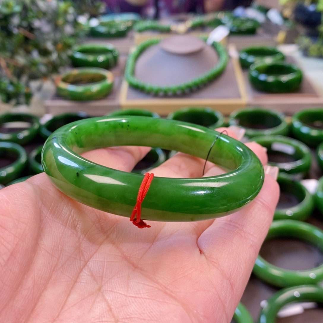和田玉（碧玉）手镯未镶嵌