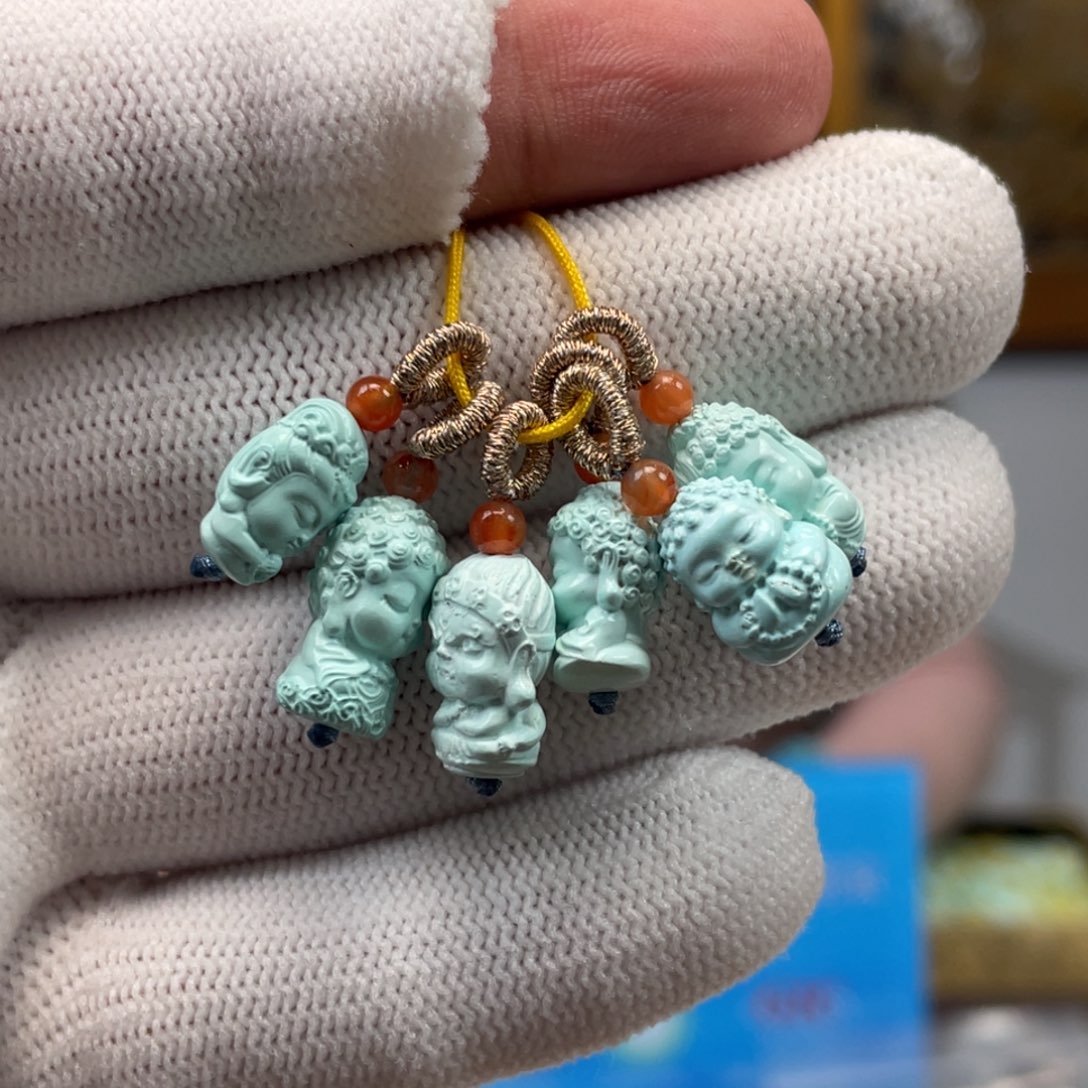 绿松石未镶嵌挂件