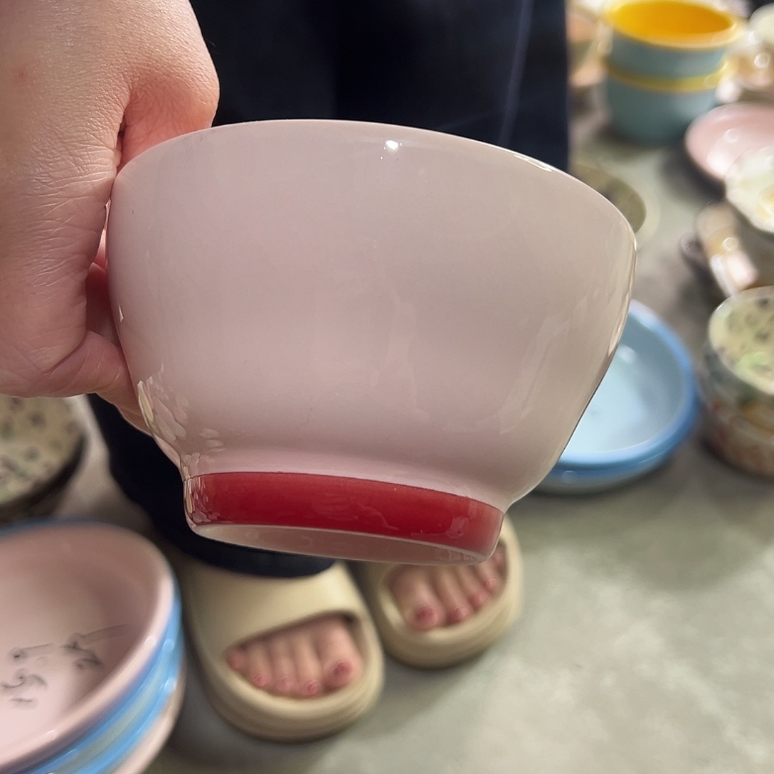 瓷粉色葫芦碗一个哦