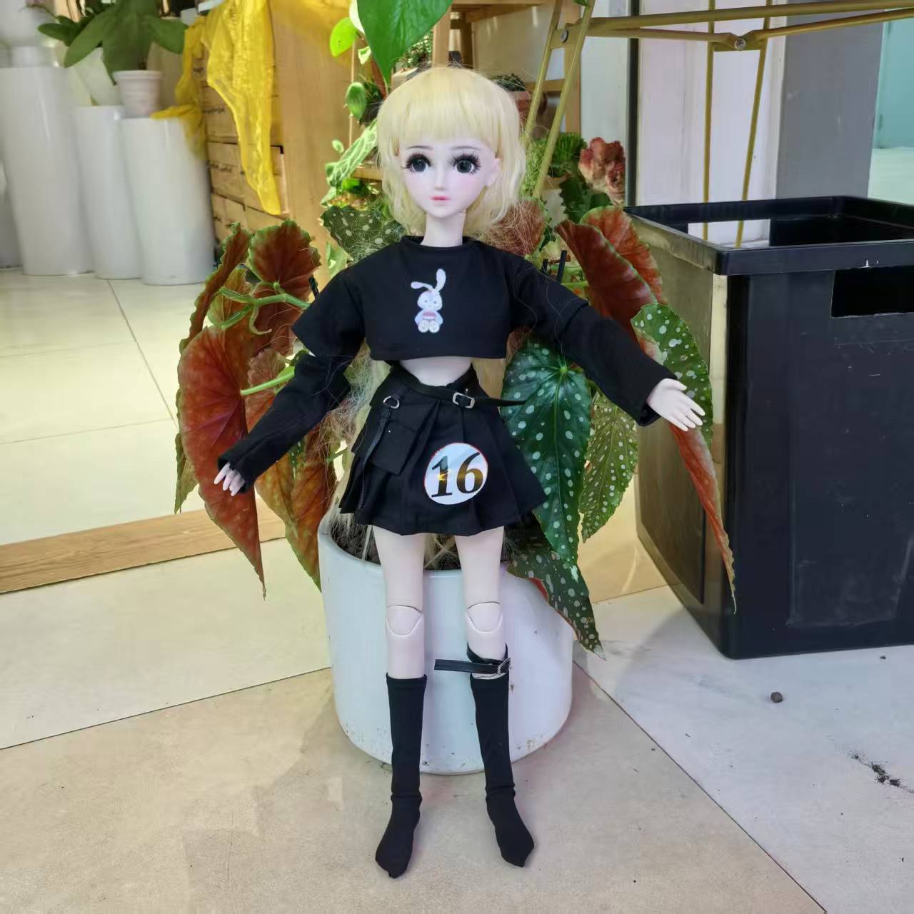 芭比娃娃玩具衬衫带袖+短褶裙