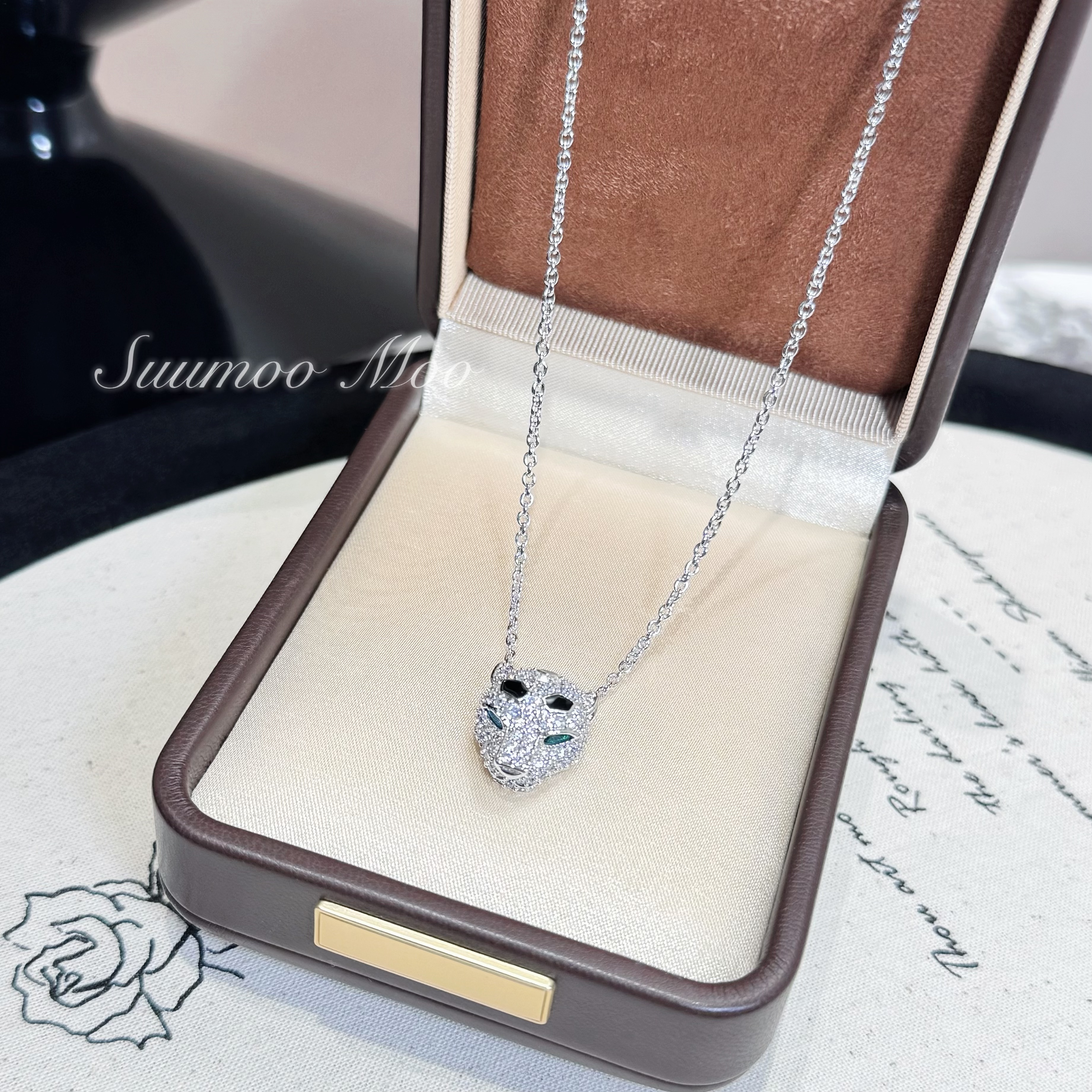 铜合金合成锆石项链 轻奢暴富暴美豹子项链