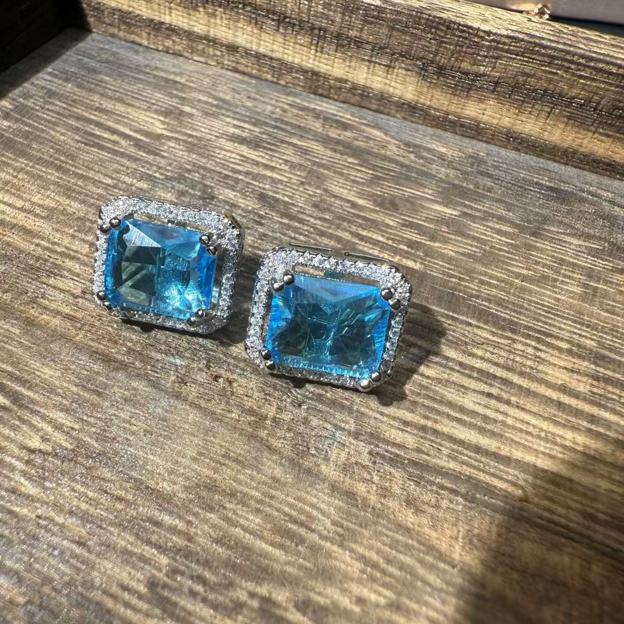 【国检证书+运费险】收藏级 海蓝宝耳钉-B783