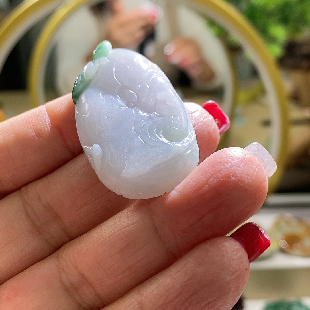 【闪购商品】翡翠颈饰未镶嵌荷叶