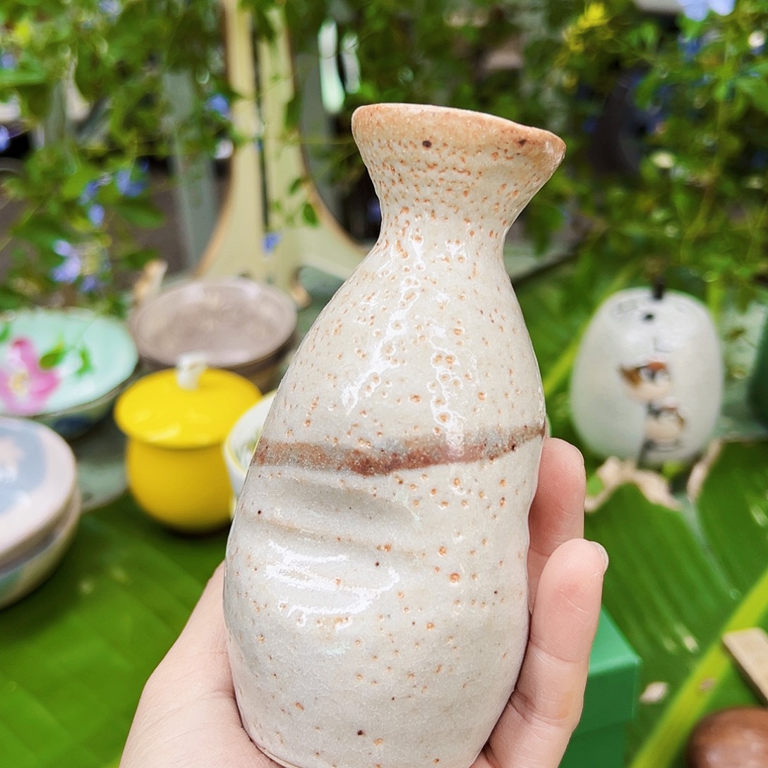 咖啡杯等设施设备及家具设施