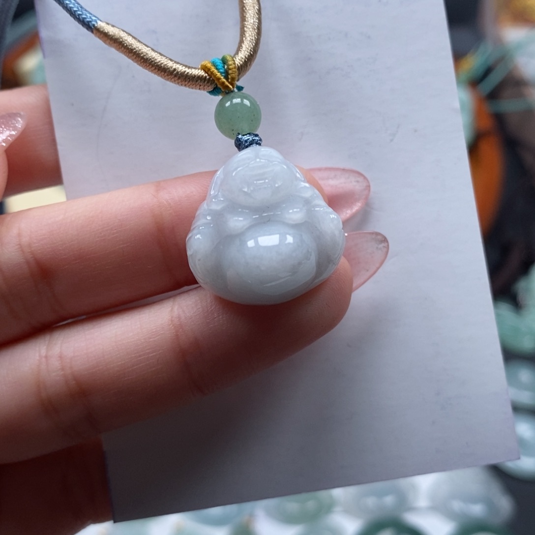 翡翠颈饰未镶嵌天然翡翠