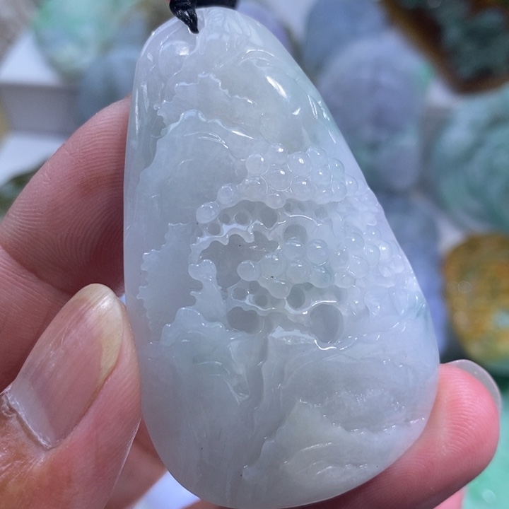 【闪购商品】翡翠未镶嵌颈饰111111111111
