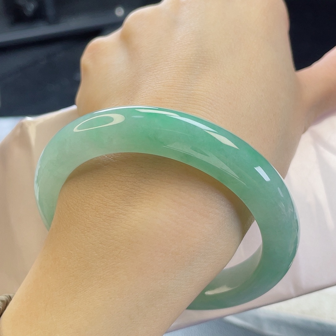 翡翠手镯未镶嵌翡翠 A11