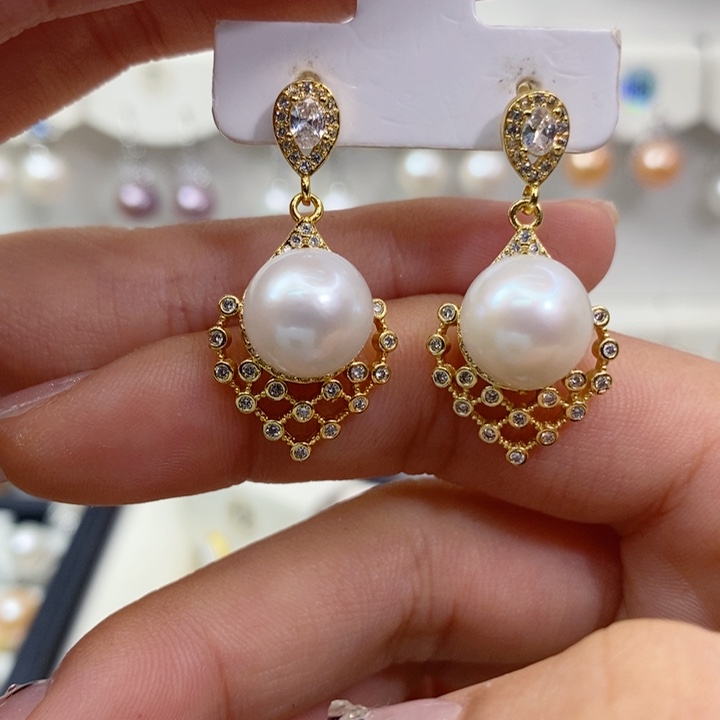 银S925镶嵌淡水珍珠耳饰