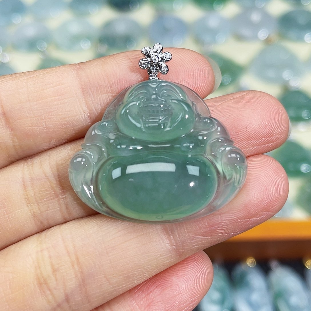 翡翠颈饰18K金镶嵌吊坠