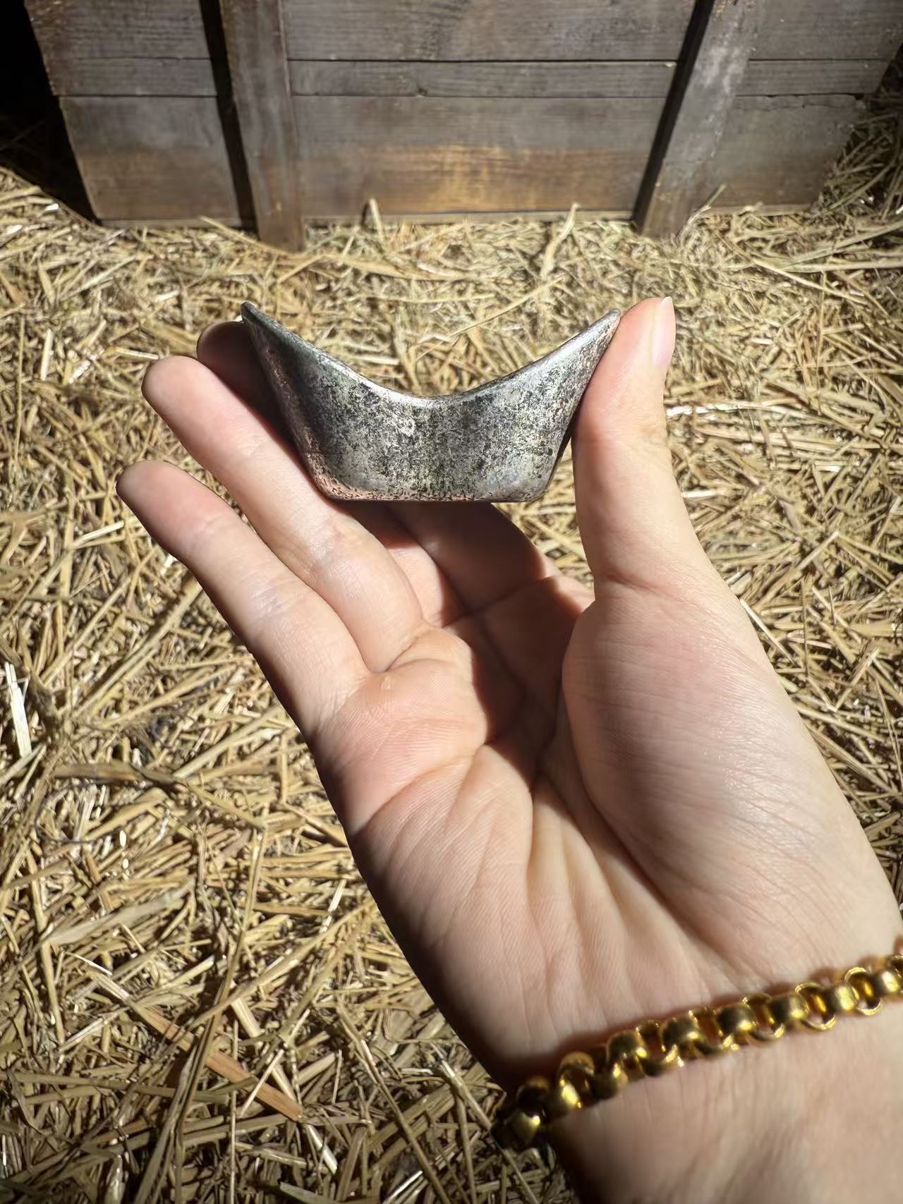 家居饰品QB015现代工艺摆件015