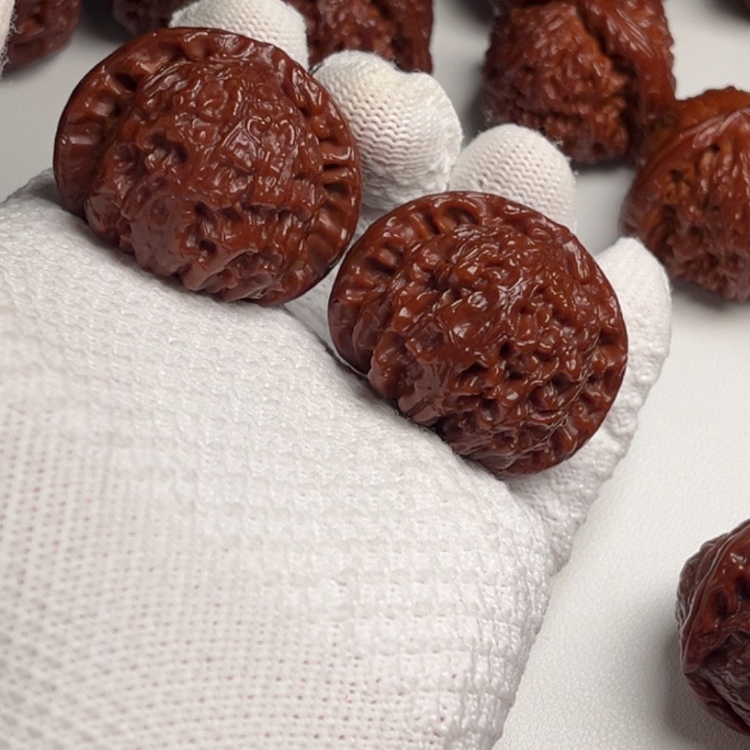 歡***家桃核吊坠文玩核桃链接