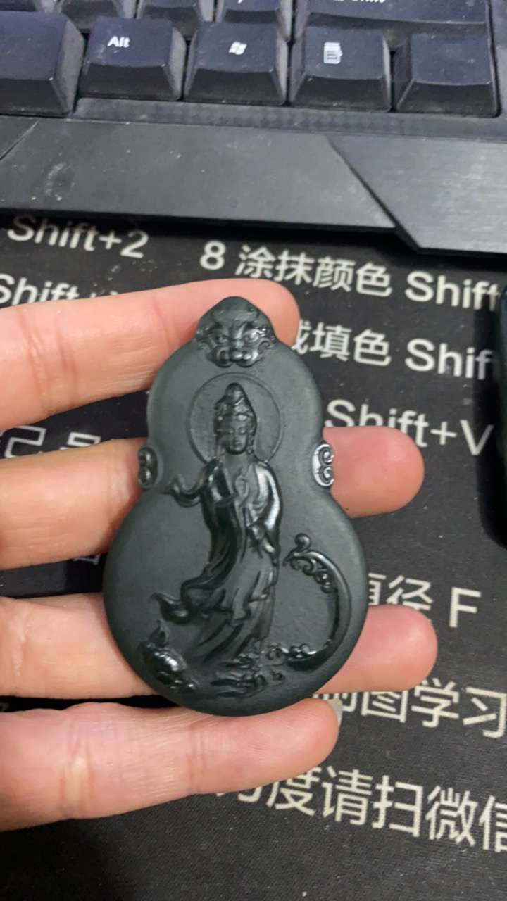 和田玉青玉葫芦观音