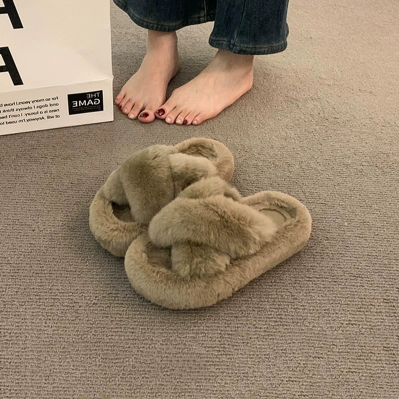 啄木鸟网红拖鞋女外穿2025秋冬季新款超火百搭时尚厚底洋气毛毛拖