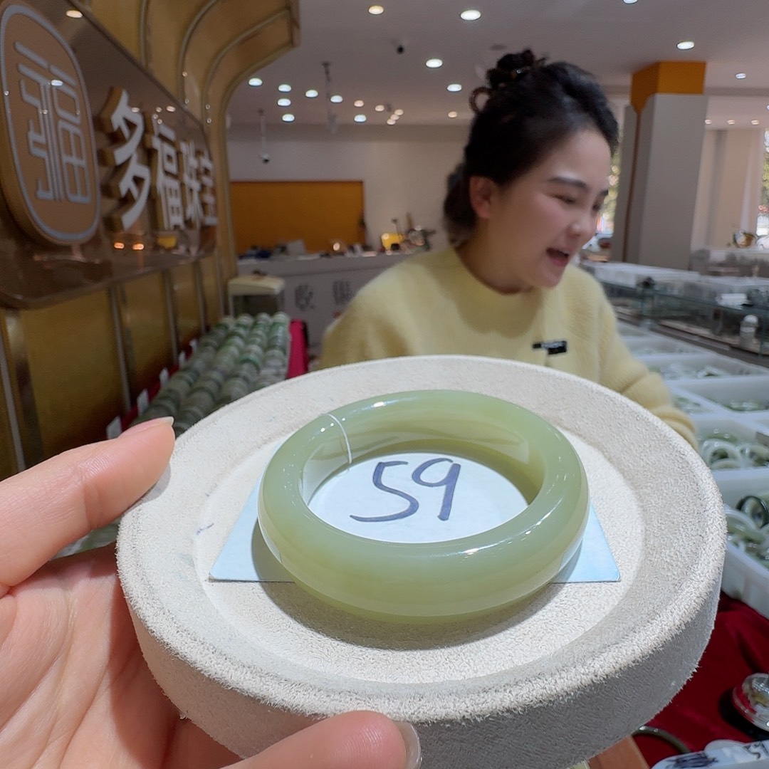 和田玉未镶嵌手镯296