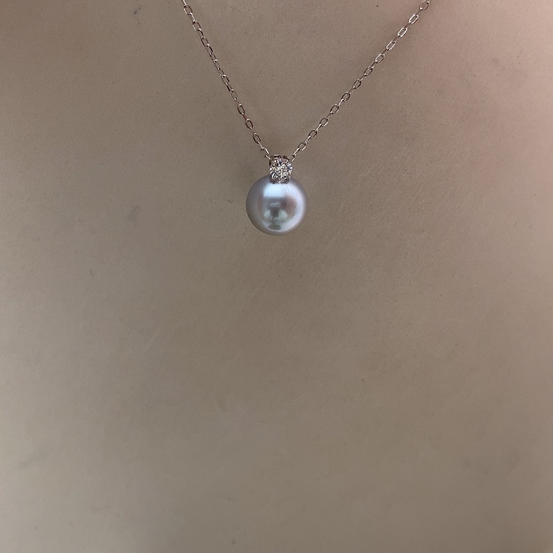 吊坠(赠链)海水珍珠18K金镶嵌8.5-9mm 真多麻戴妃