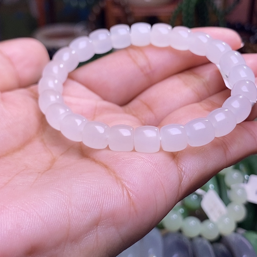 和田玉未镶嵌颈饰白玉老料约8mm