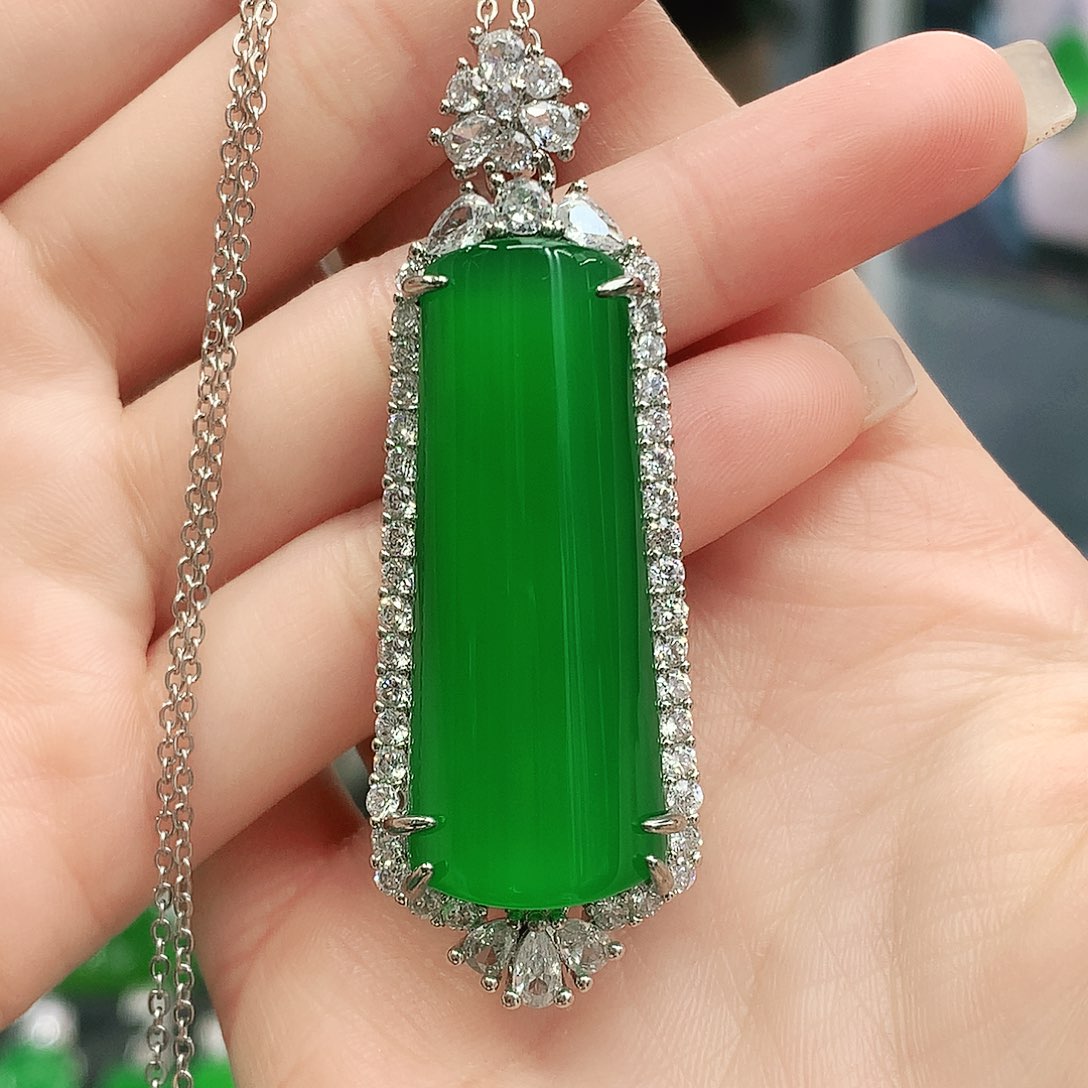 合金吊坠玛瑙/玉髓